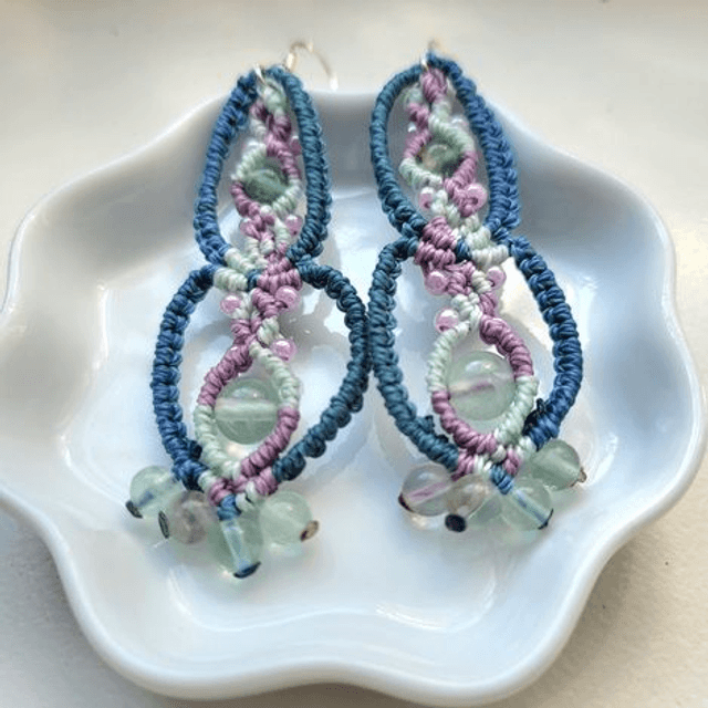 Kit Boucles d’oreilles Ylis Fluorine (micro-macramé fils mauve, vert)