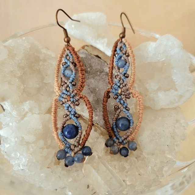 Kit Boucles d’oreilles Ylis Sodalite (micro-macramé fils marron, beige, bleu)